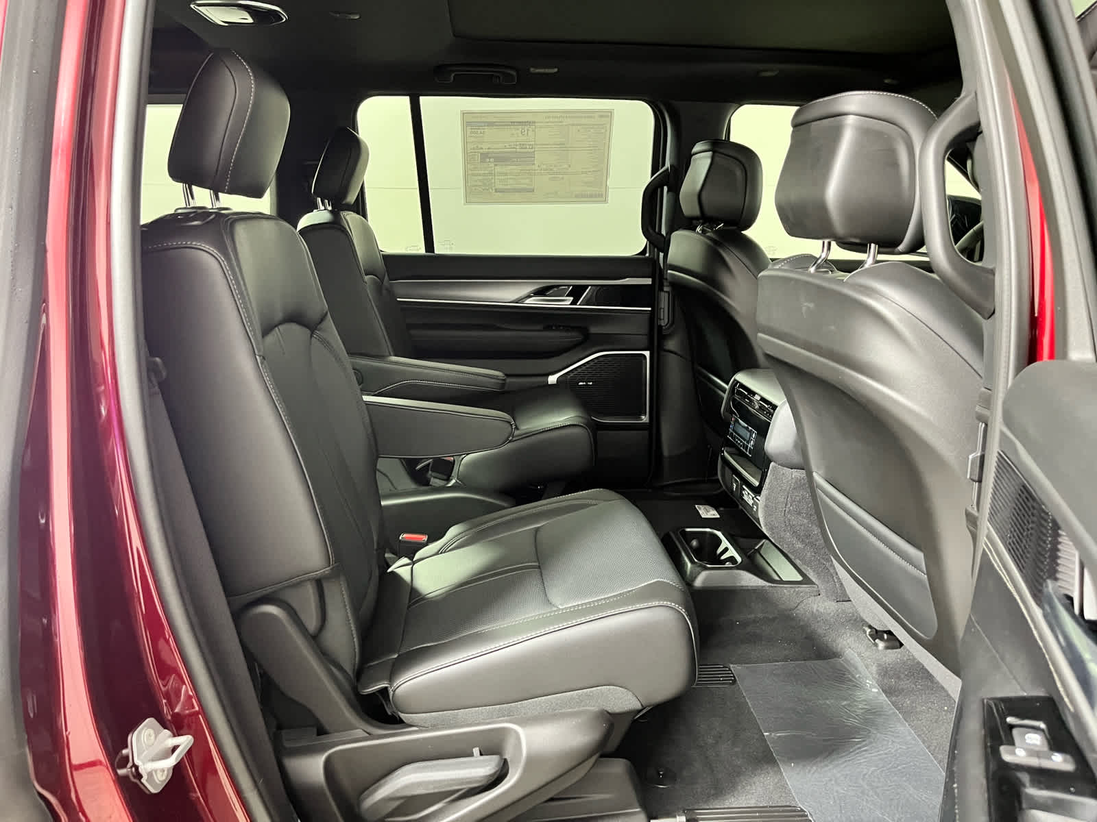 2026 Jeep Grand Wagoneer Upland