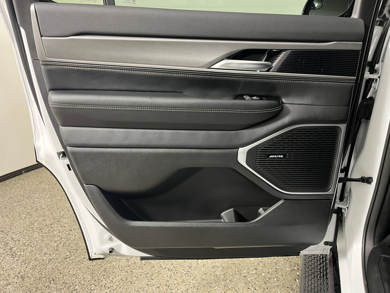 2026 Jeep Grand Wagoneer GRAND WAGONEER LIMITED ALTITUDE 4X4