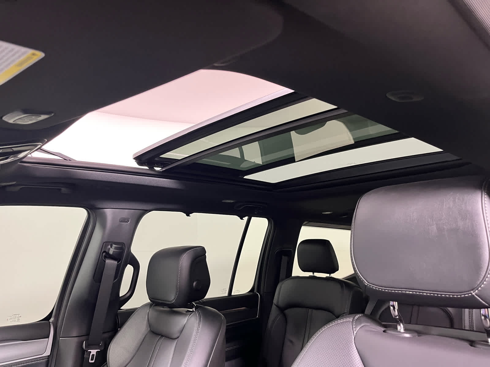 2026 Jeep Grand Wagoneer Limited Reserve