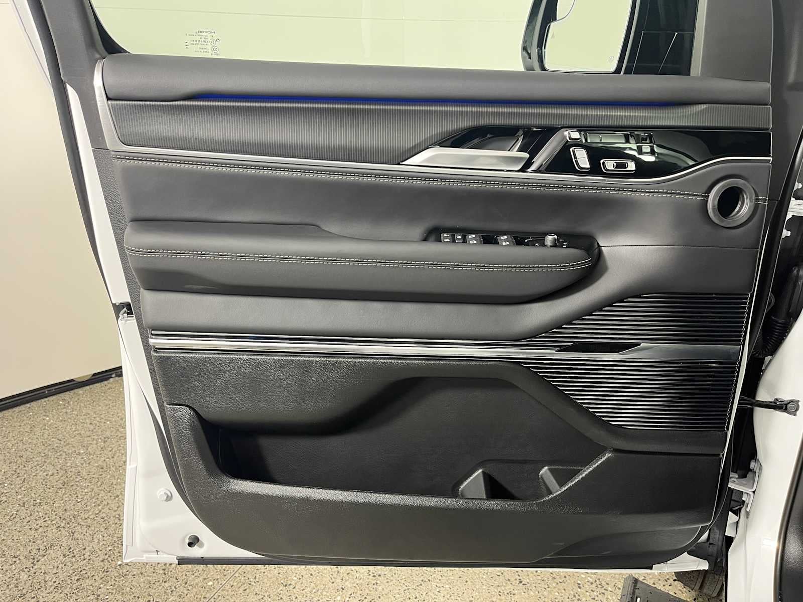 2026 Jeep Grand Wagoneer GRAND WAGONEER LIMITED RESERVE 4X4