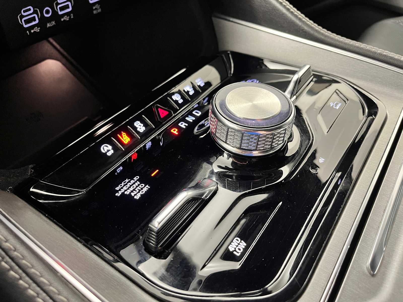 2024 Jeep Wagoneer Series II Carbide