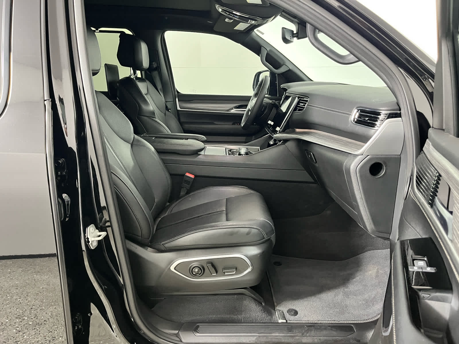 2024 Jeep Wagoneer Series III 4x4