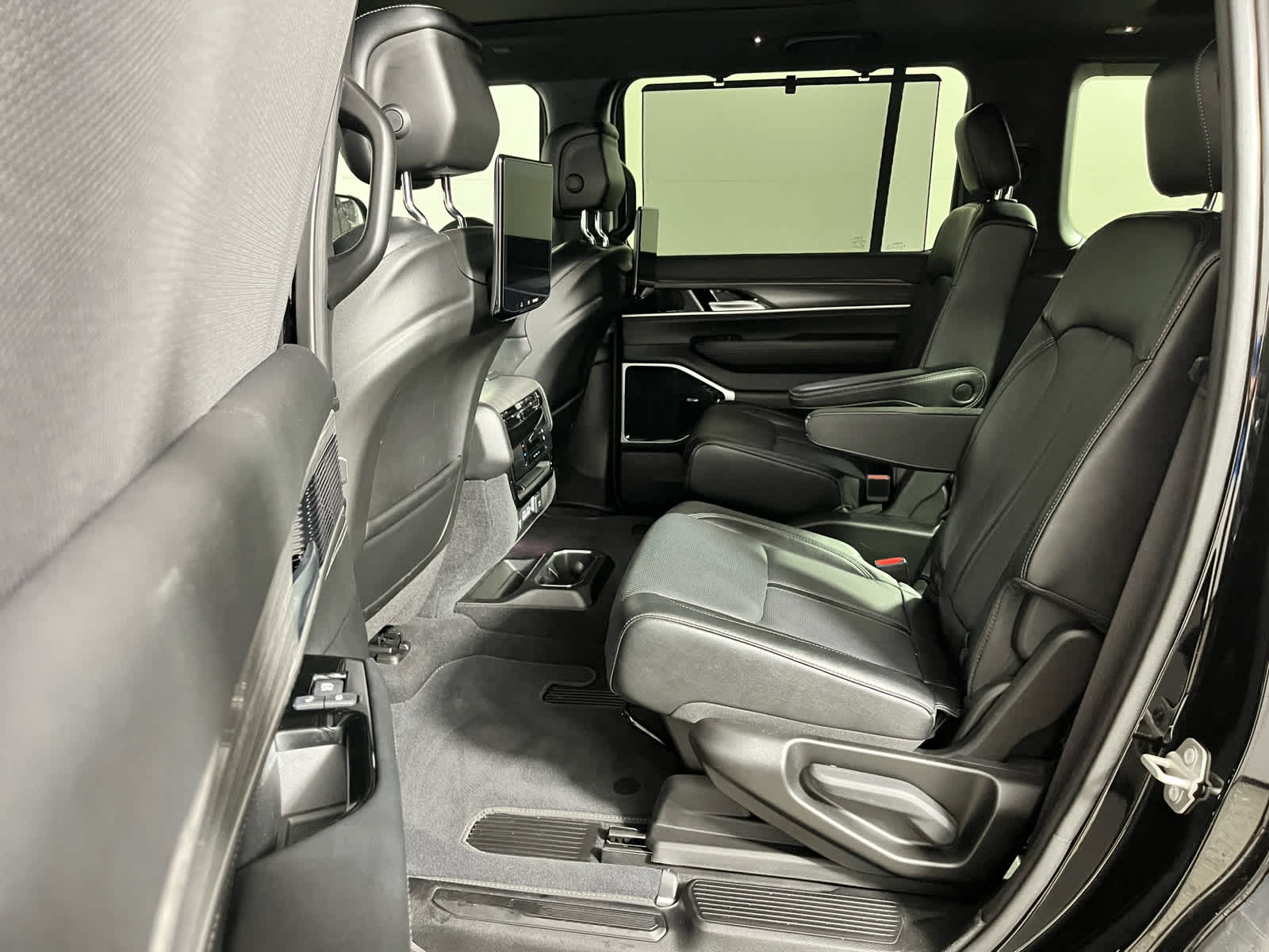 2024 Jeep Wagoneer Series III 4x4