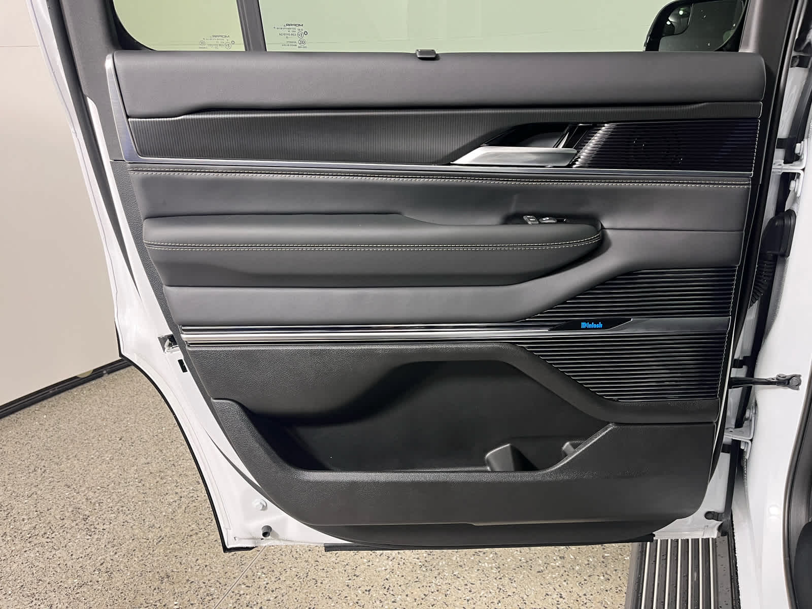 2026 Jeep Grand Wagoneer GRAND WAGONEER SUMMIT OBSIDIAN 4X4