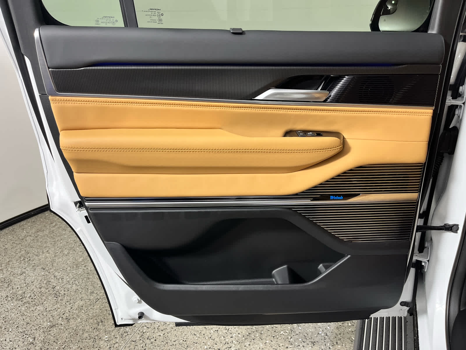 2026 Jeep Grand Wagoneer Summit Reserve