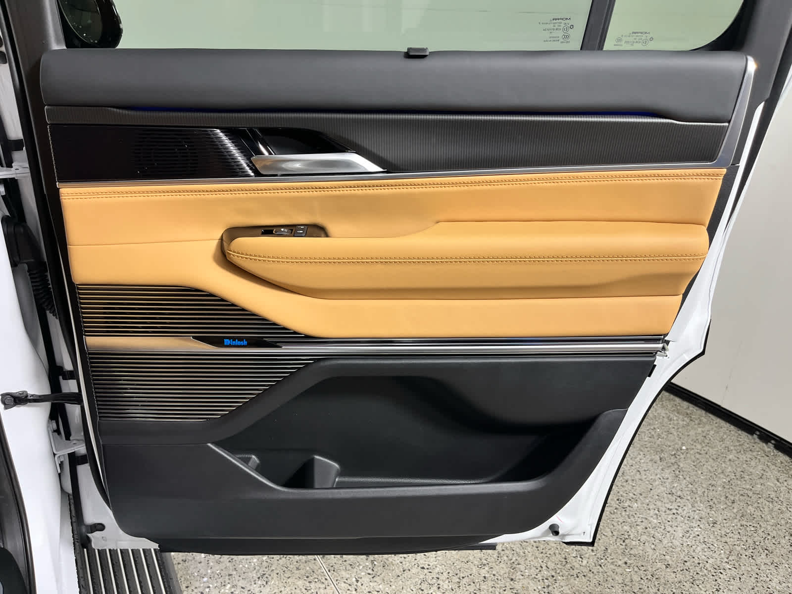 2026 Jeep Grand Wagoneer Summit Reserve