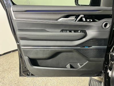 2026 Jeep Grand Wagoneer Summit Obsidian