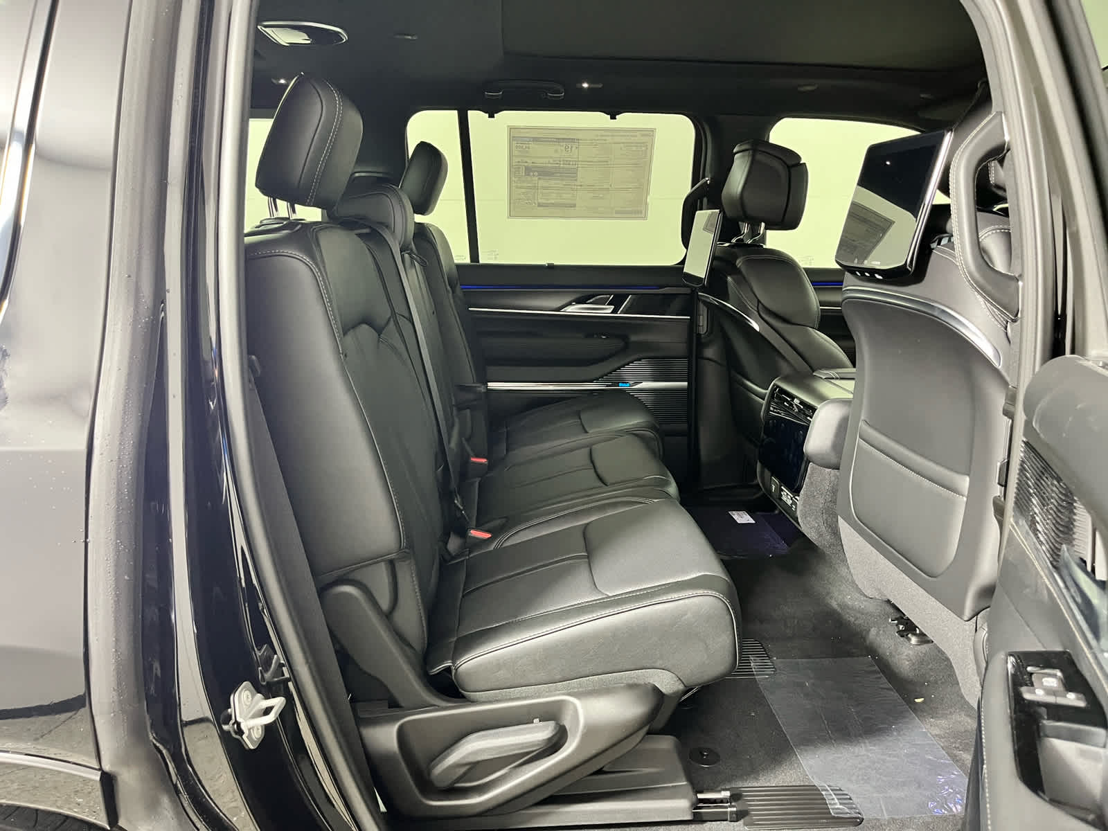 2026 Jeep Grand Wagoneer Summit Obsidian