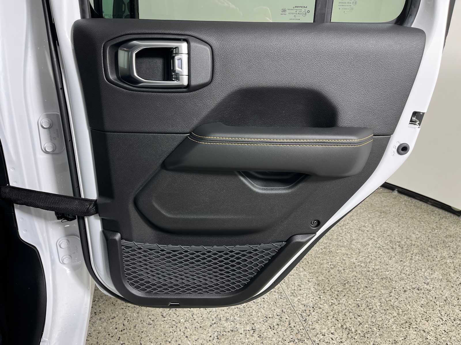 2026 Jeep Gladiator GLADIATOR SAHARA 4X4