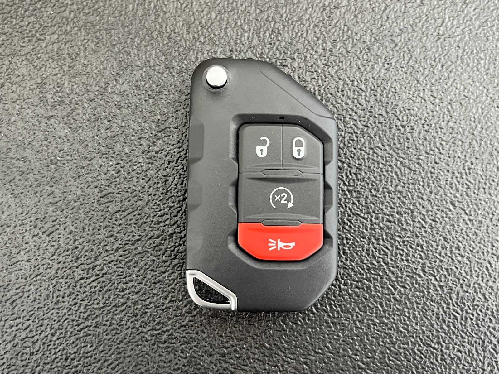 2026 Jeep Gladiator GLADIATOR SAHARA 4X4