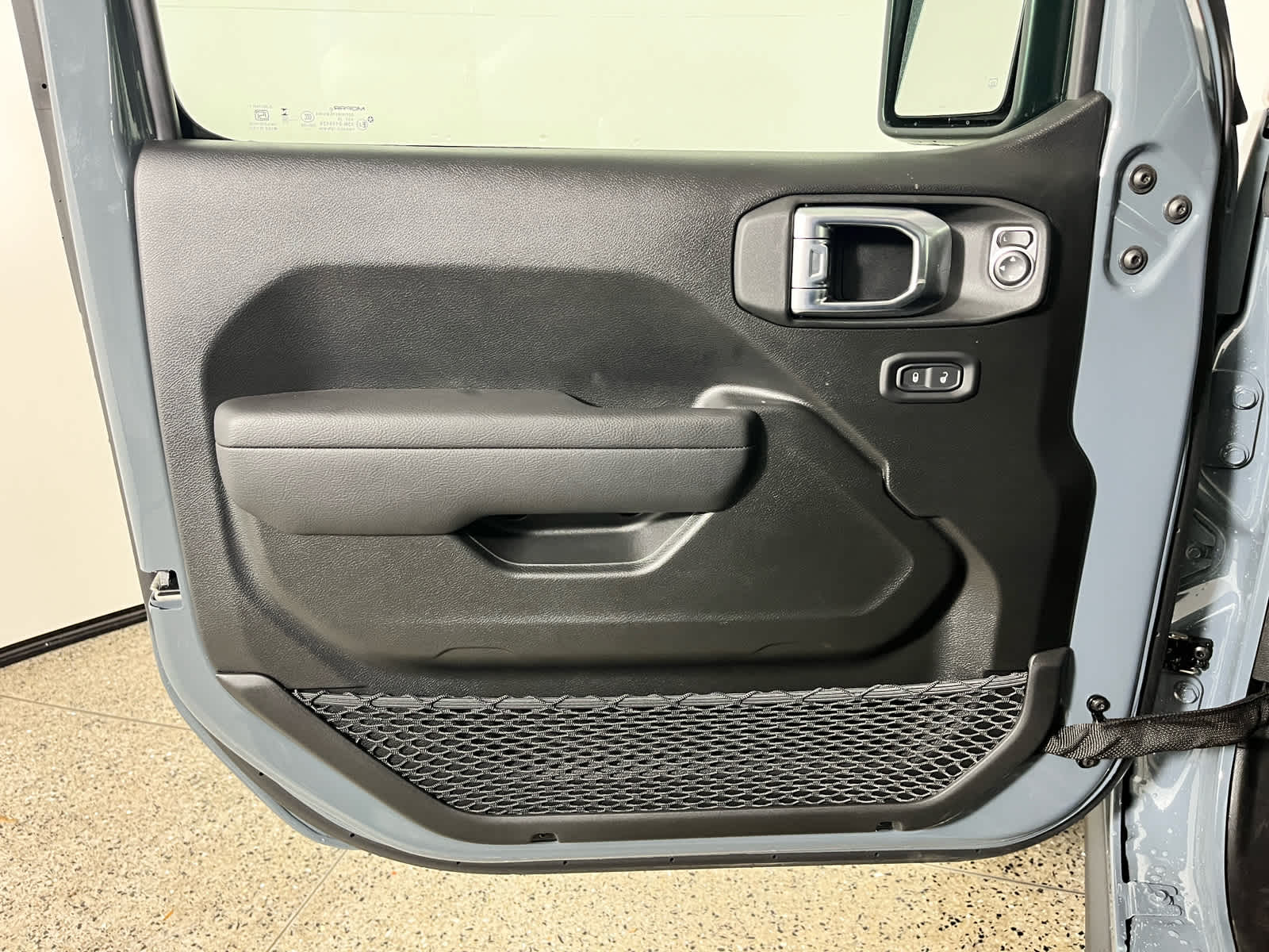 2026 Jeep Gladiator GLADIATOR SHADOW OPS 4X4