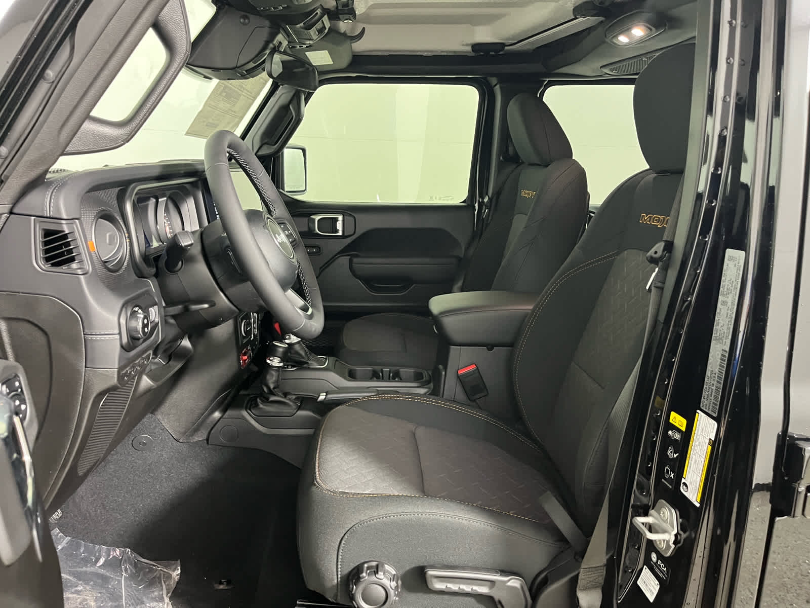 2026 Jeep Gladiator GLADIATOR MOJAVE 4X4