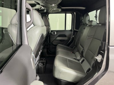 2025 Jeep Gladiator Mojave X