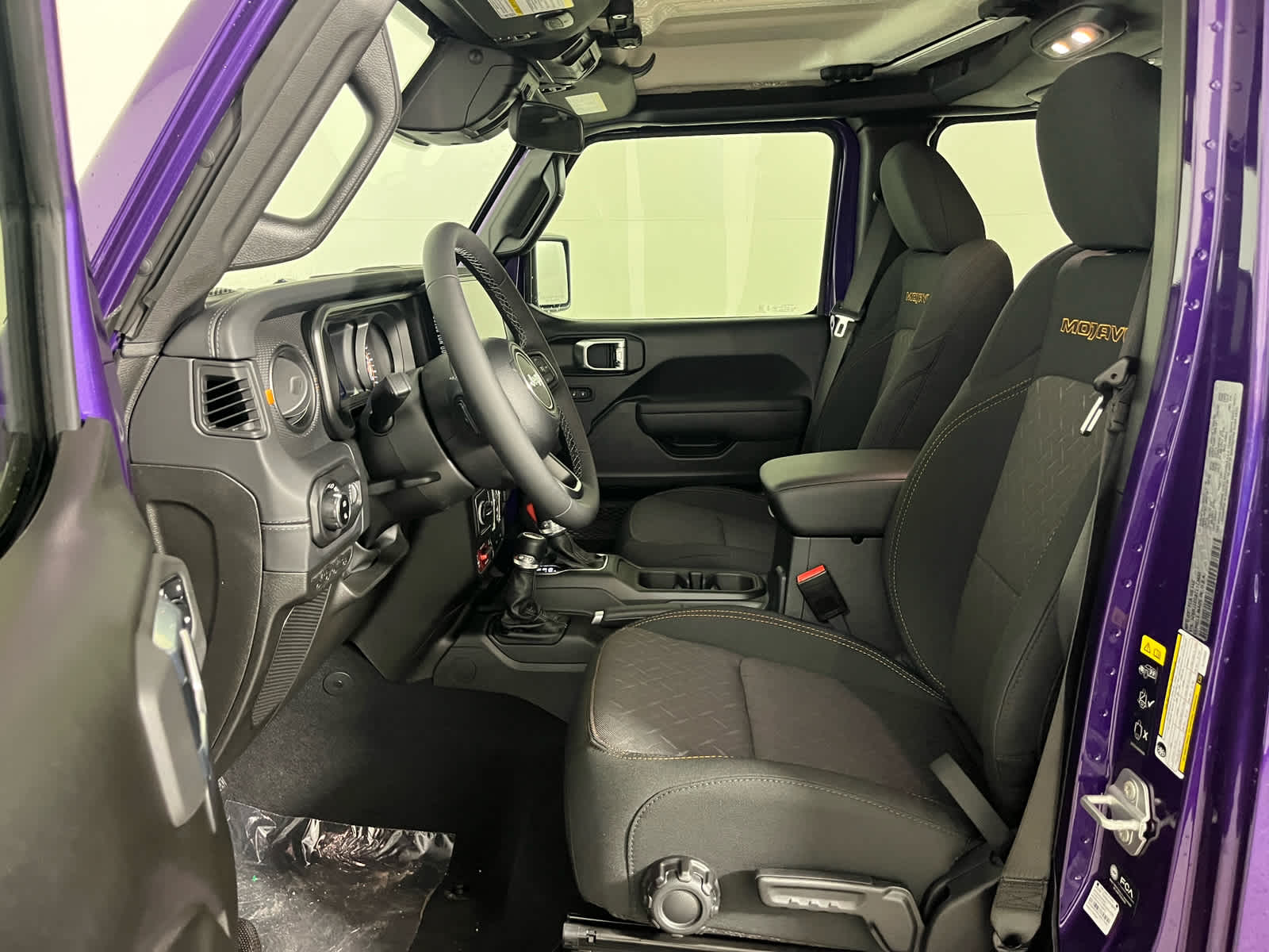 2026 Jeep Gladiator GLADIATOR MOJAVE 4X4