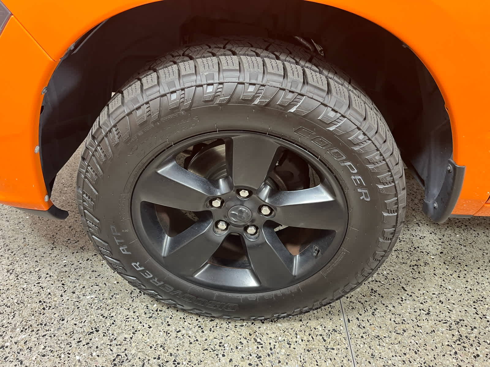 2019 RAM 1500 Classic Express Crew Cab 4x4 5'7' Box