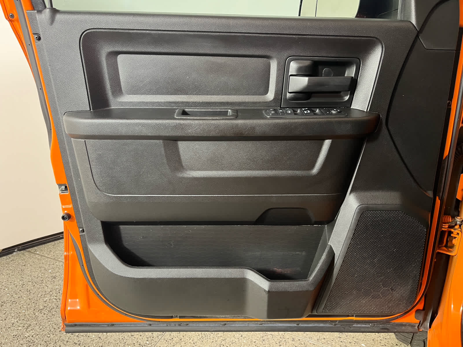 2019 RAM 1500 Classic Express Crew Cab 4x4 5'7' Box