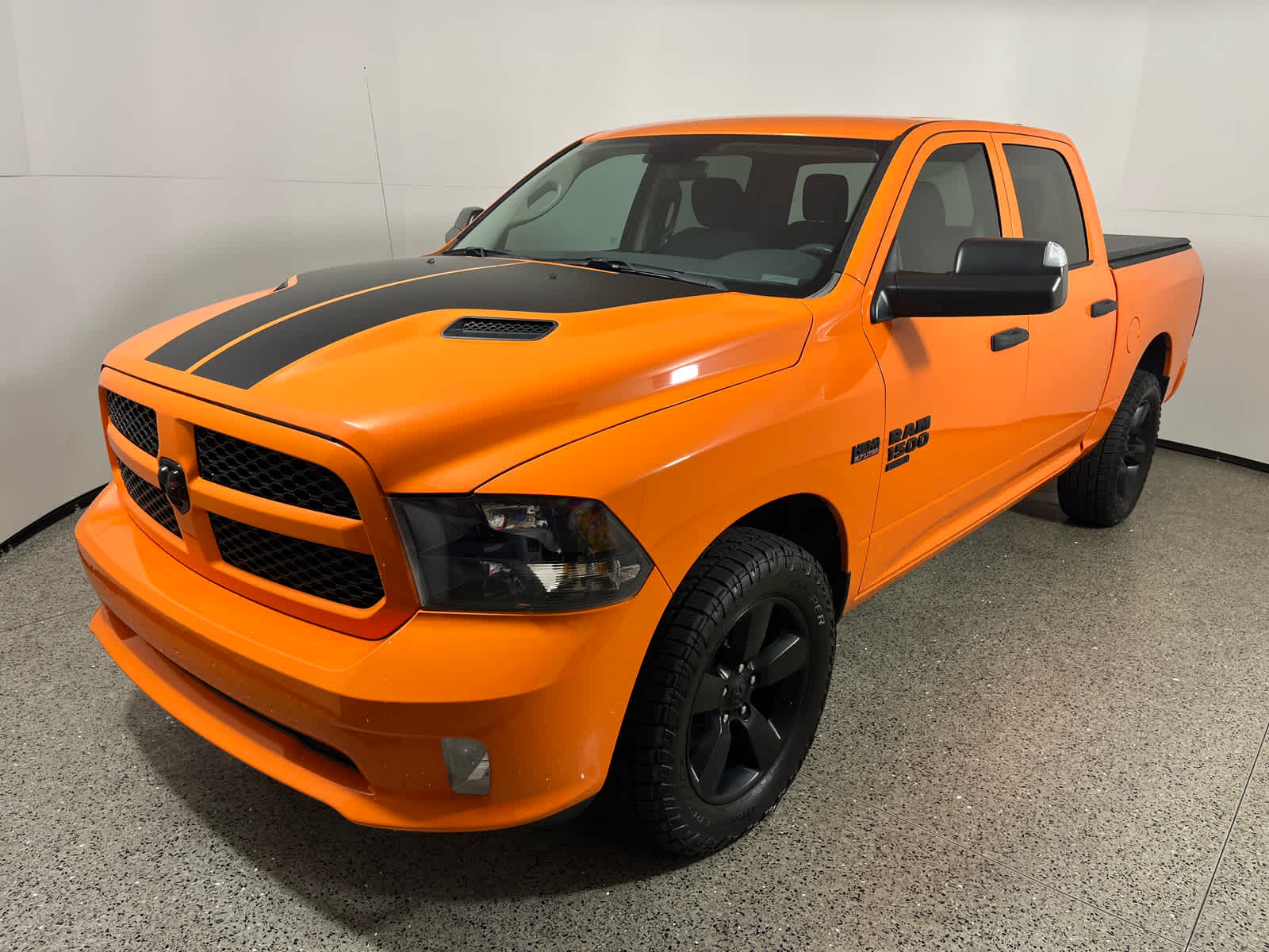 2019 RAM 1500 Classic Express Crew Cab 4x4 5'7' Box