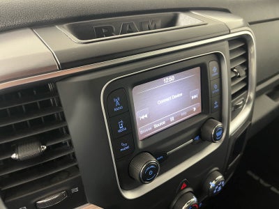 2024 RAM 1500 Classic Warlock Crew Cab 4x4 5'7' Box