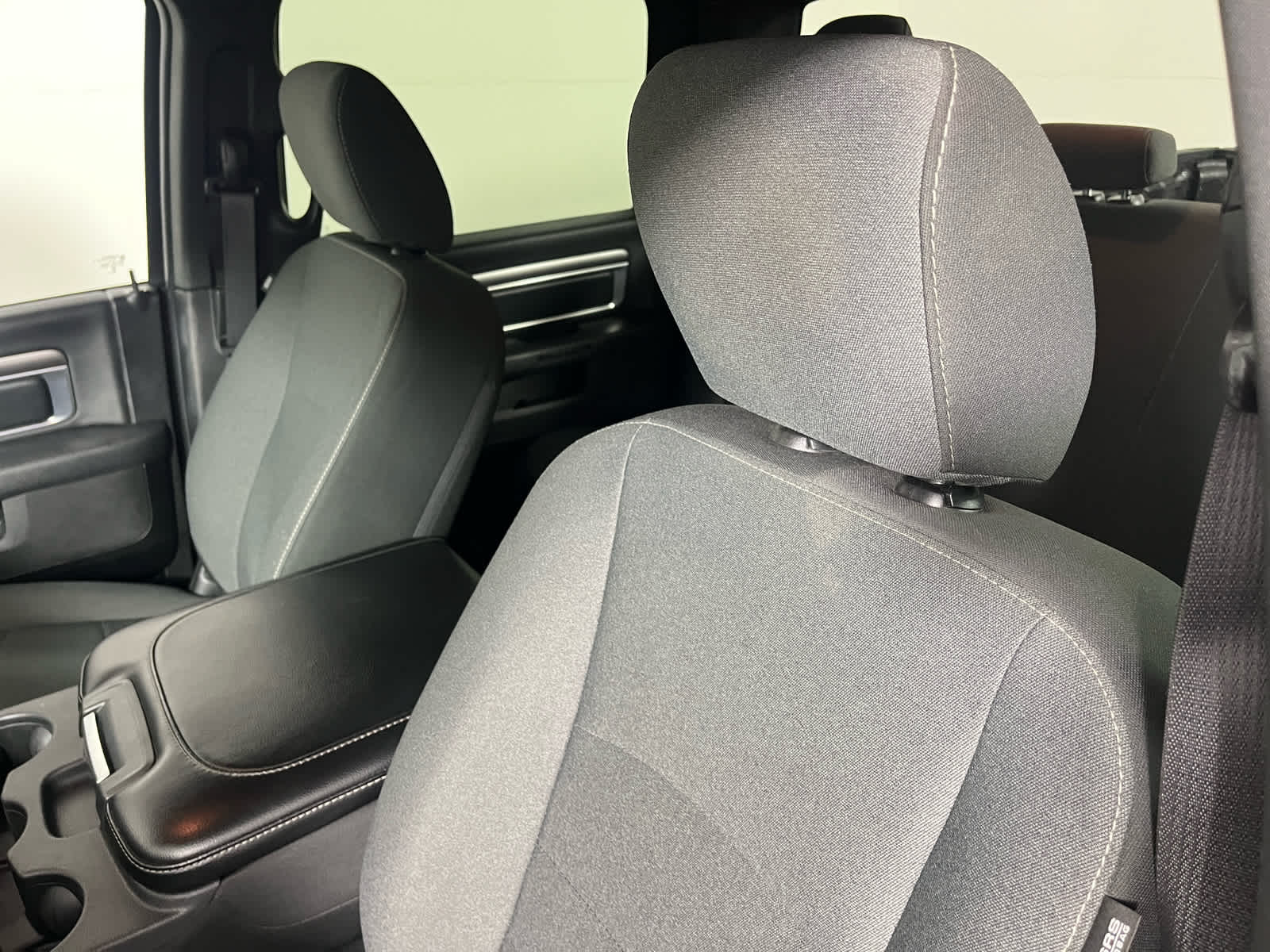 2024 RAM 1500 Classic Warlock Crew Cab 4x4 5'7' Box