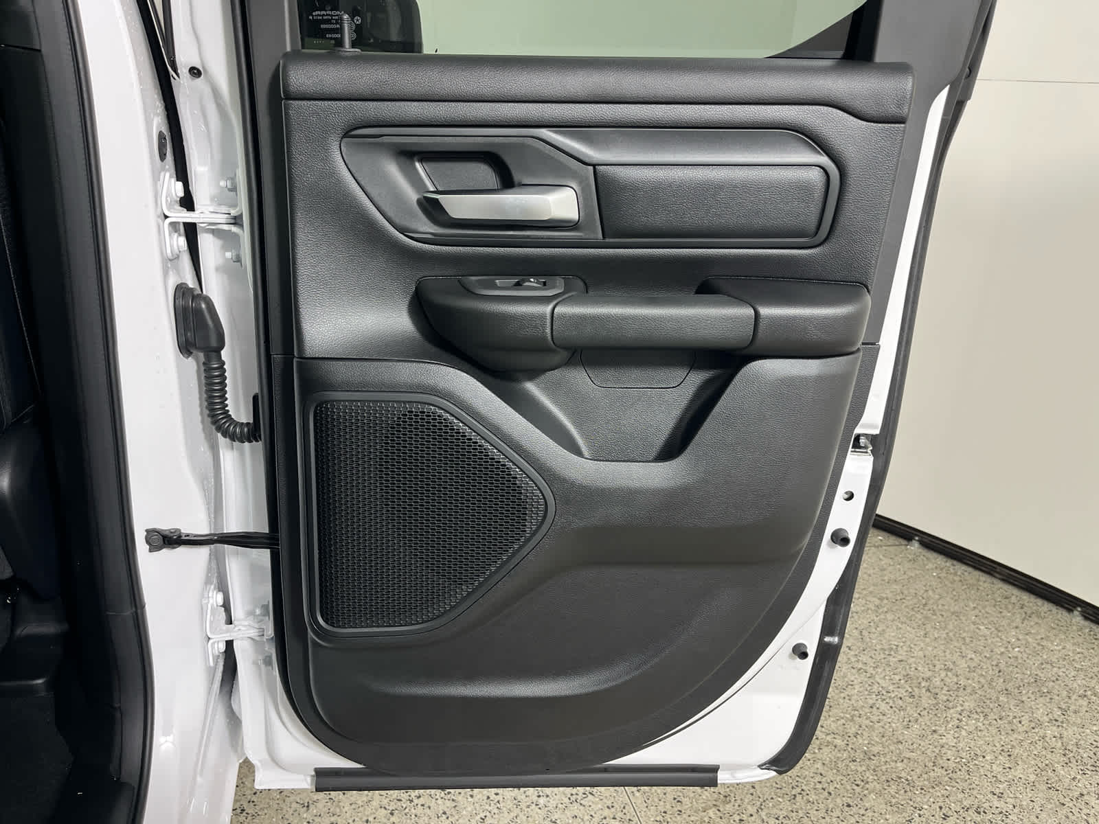 2026 RAM Ram 1500 RAM 1500 TRADESMAN QUAD CAB 4X2 6'4' BOX