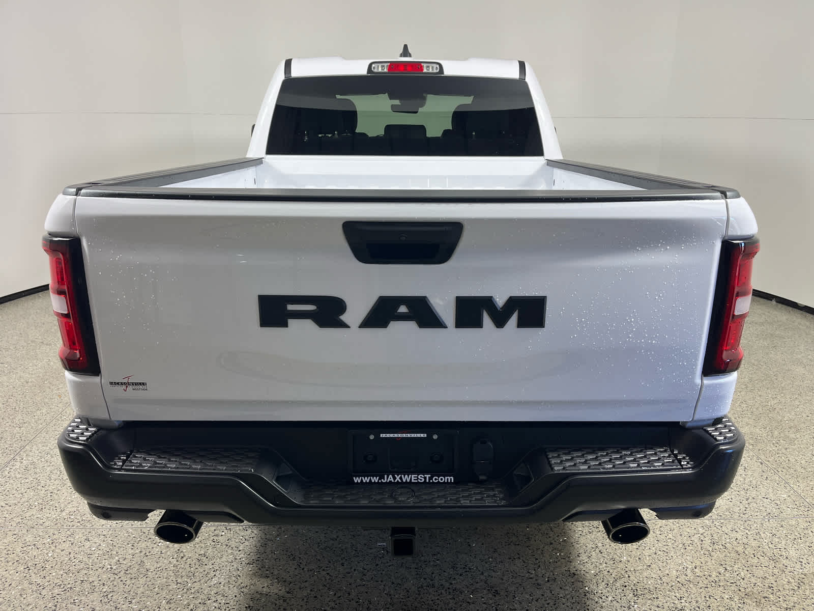 2026 RAM Ram 1500 RAM 1500 TRADESMAN QUAD CAB 4X2 6'4' BOX