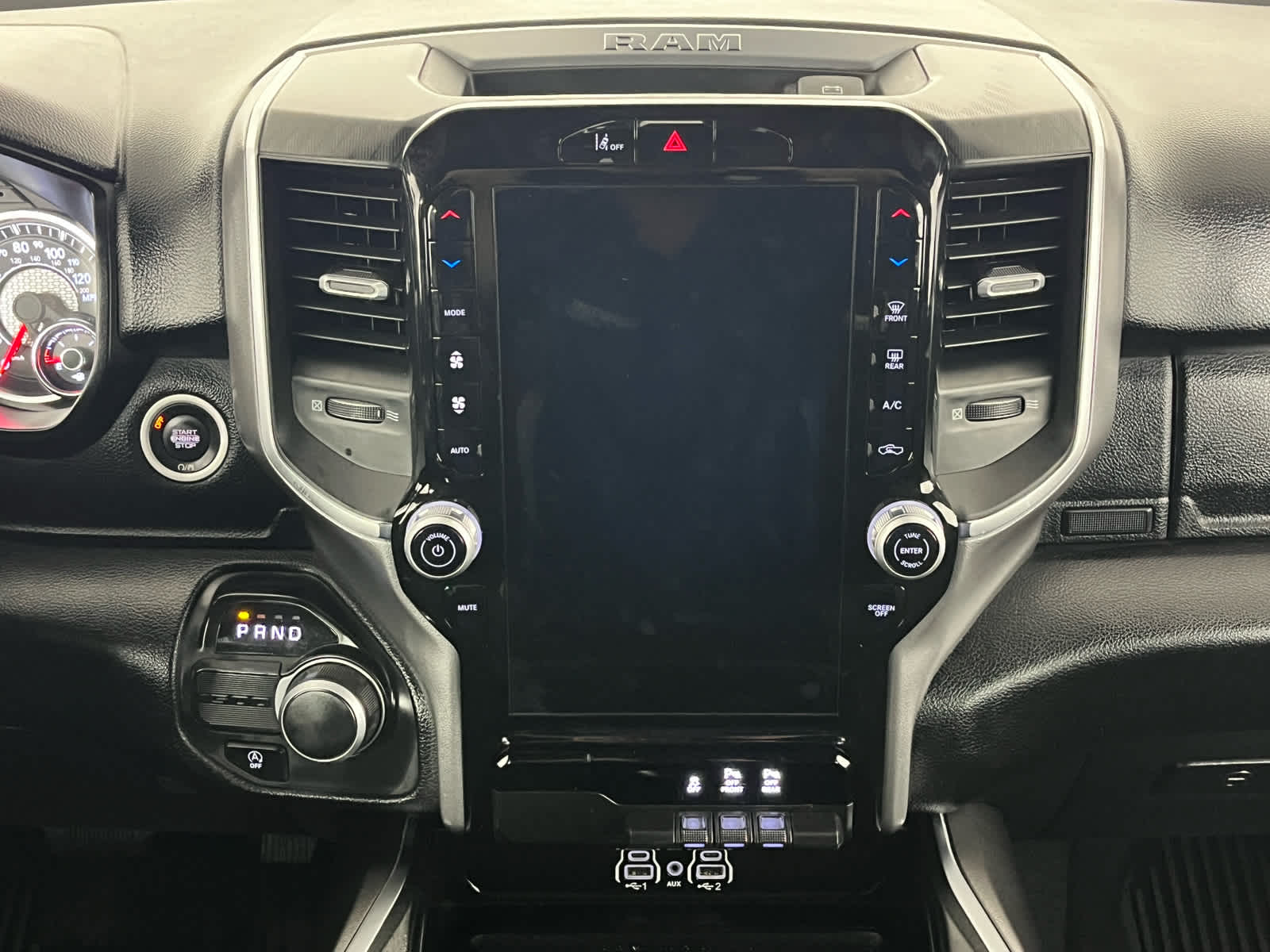 2025 RAM 1500 Big Horn Crew Cab 4x2 5'7' Box