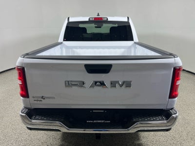 2025 RAM Ram 1500 RAM 1500 LONE STAR CREW CAB 4X2 5'7' BOX