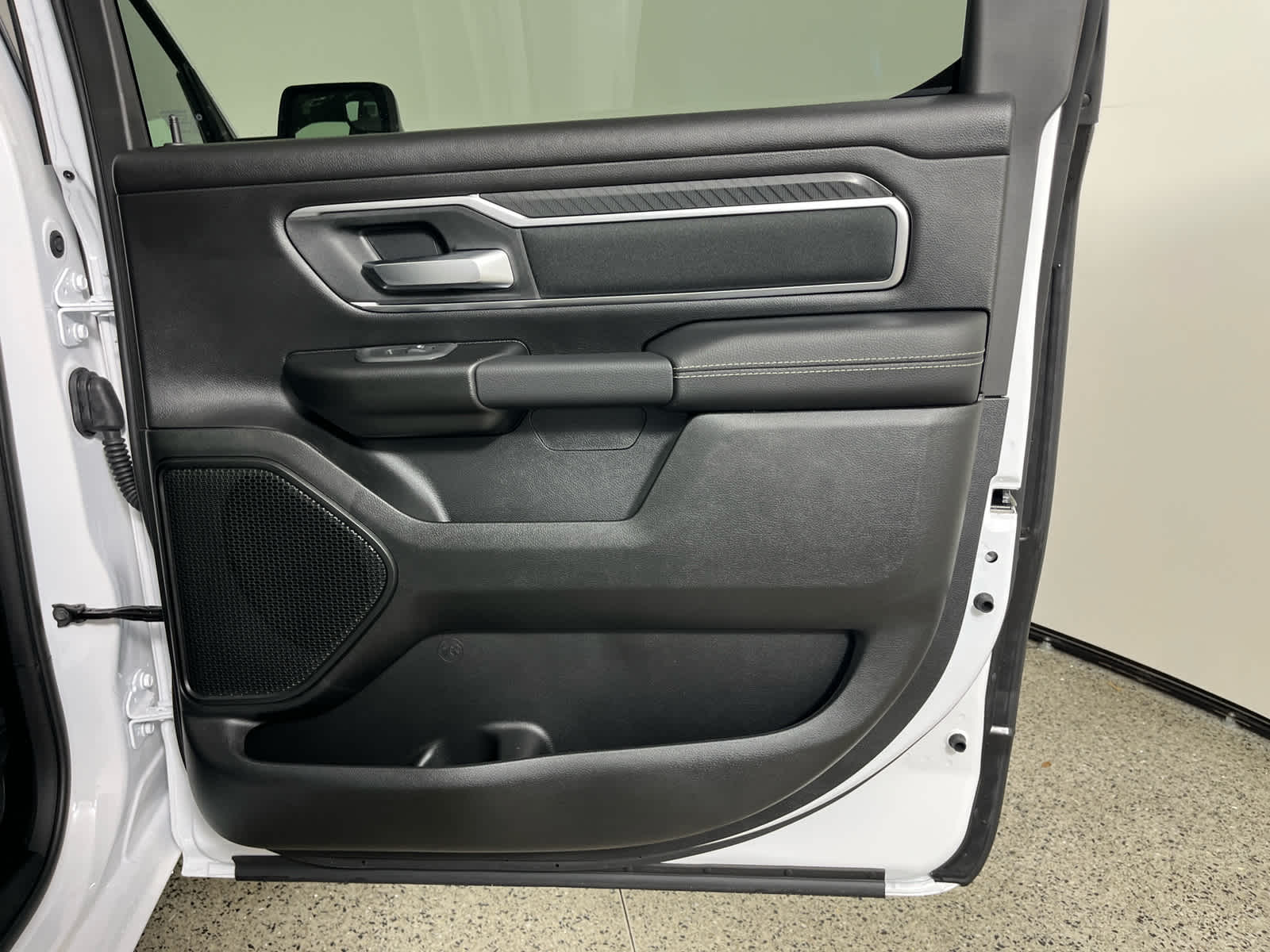 2025 RAM Ram 1500 RAM 1500 BIG HORN CREW CAB 4X2 5'7' BOX