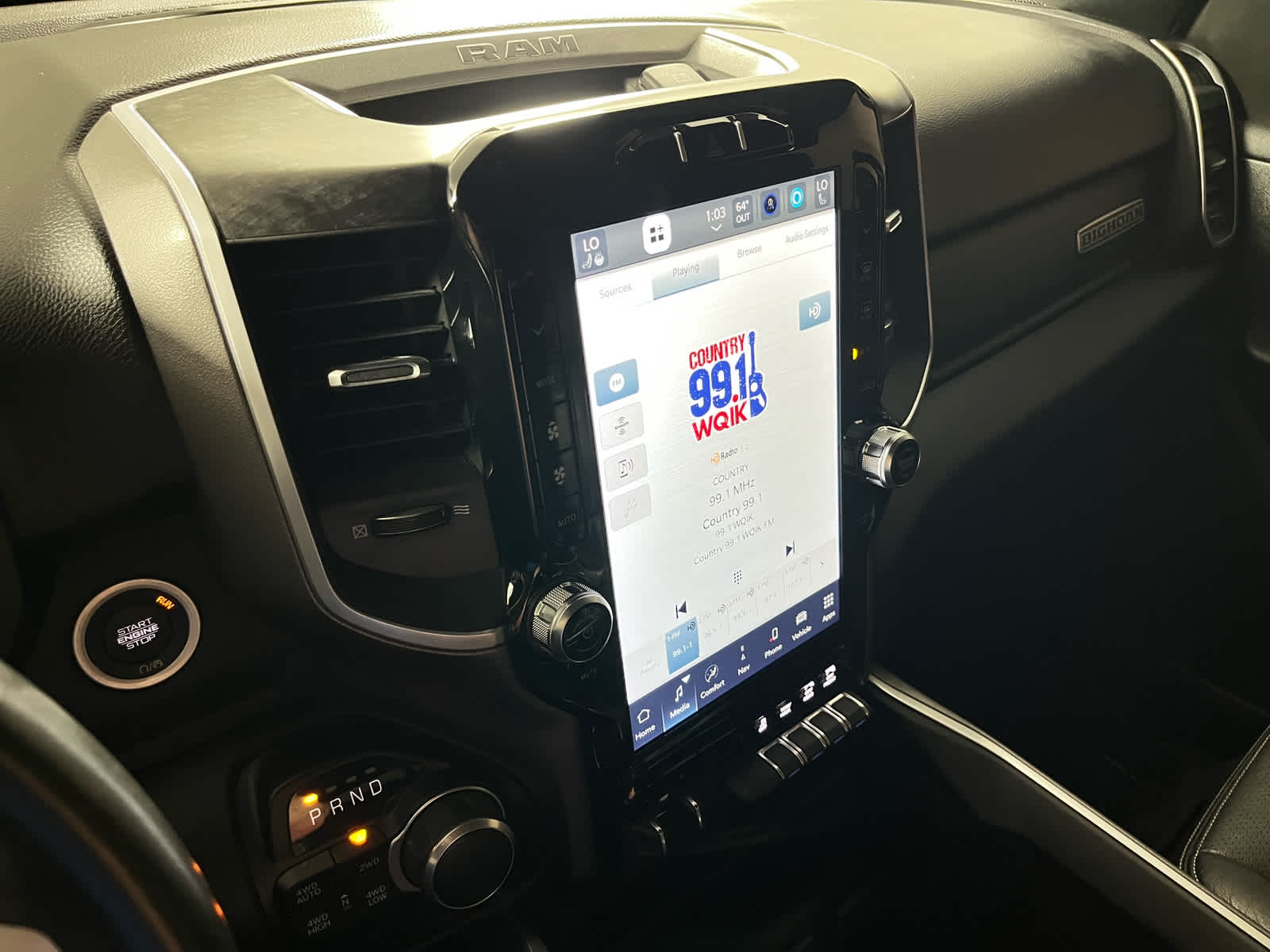 2022 RAM 1500 Big Horn Crew Cab 4x4 5'7' Box