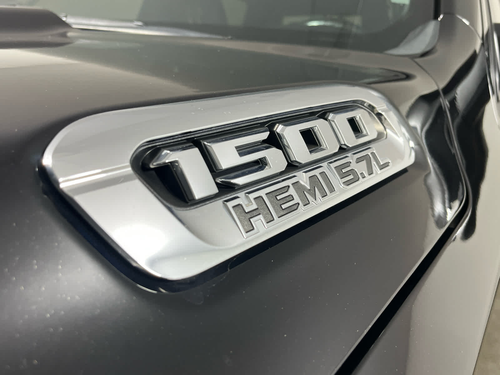 2022 RAM 1500 Big Horn Crew Cab 4x4 5'7' Box