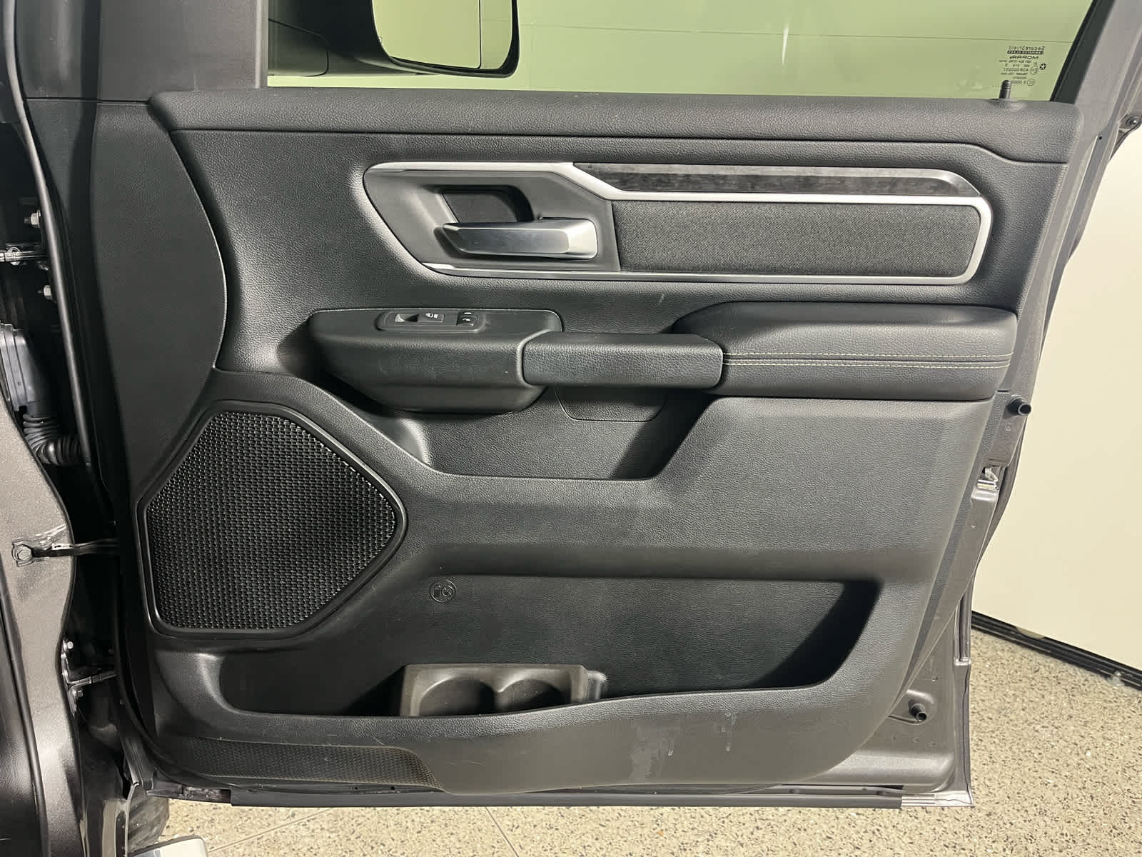 2020 RAM 1500 Big Horn Crew Cab 4x4 5'7' Box