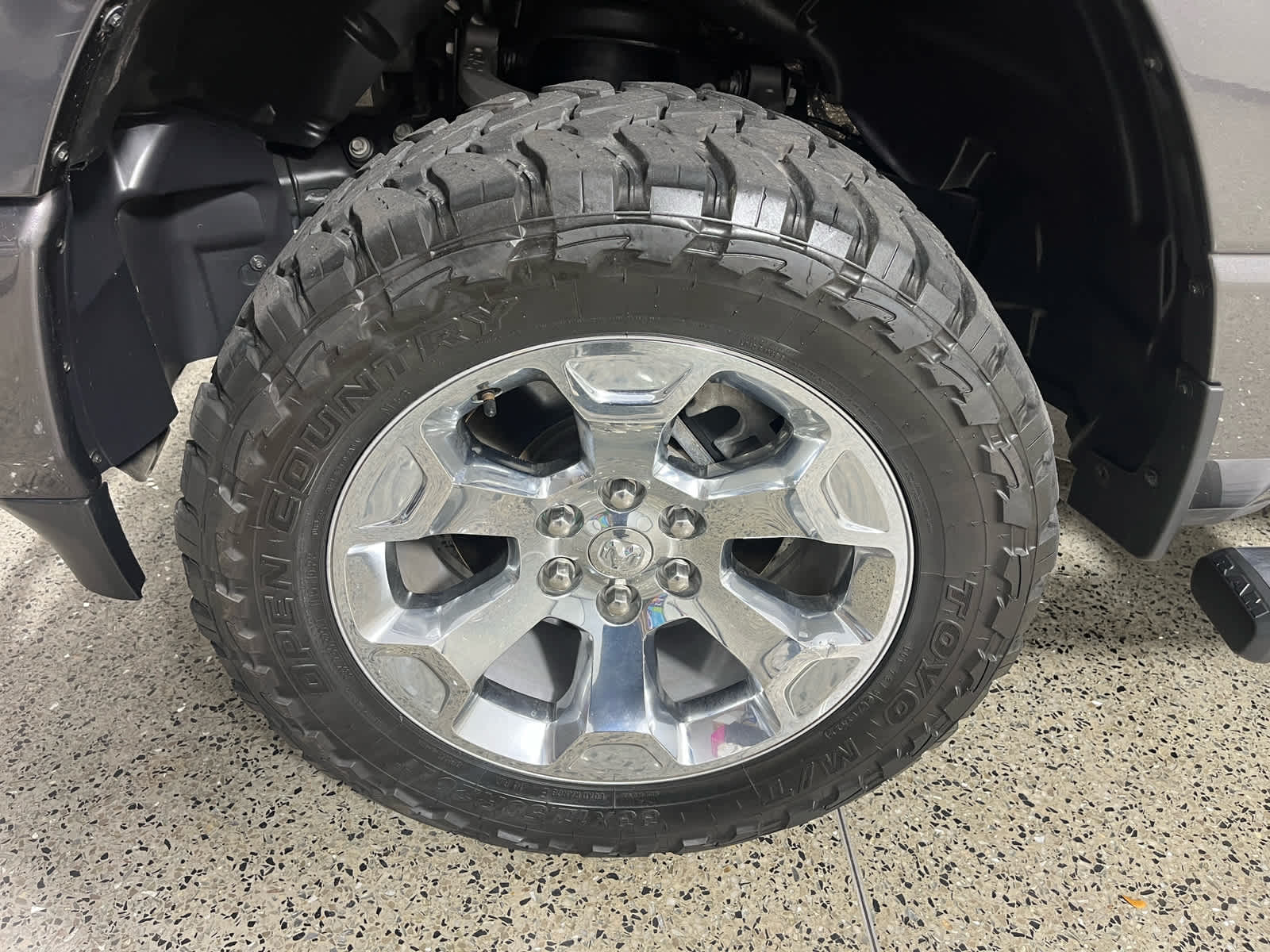 2020 RAM 1500 Big Horn Crew Cab 4x4 5'7' Box