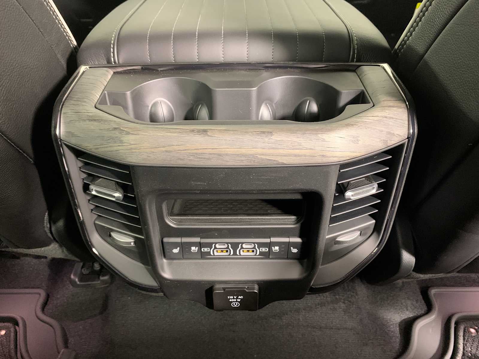 2025 RAM Ram 1500 RAM 1500 LIMITED CREW CAB 4X4 5'7' BOX