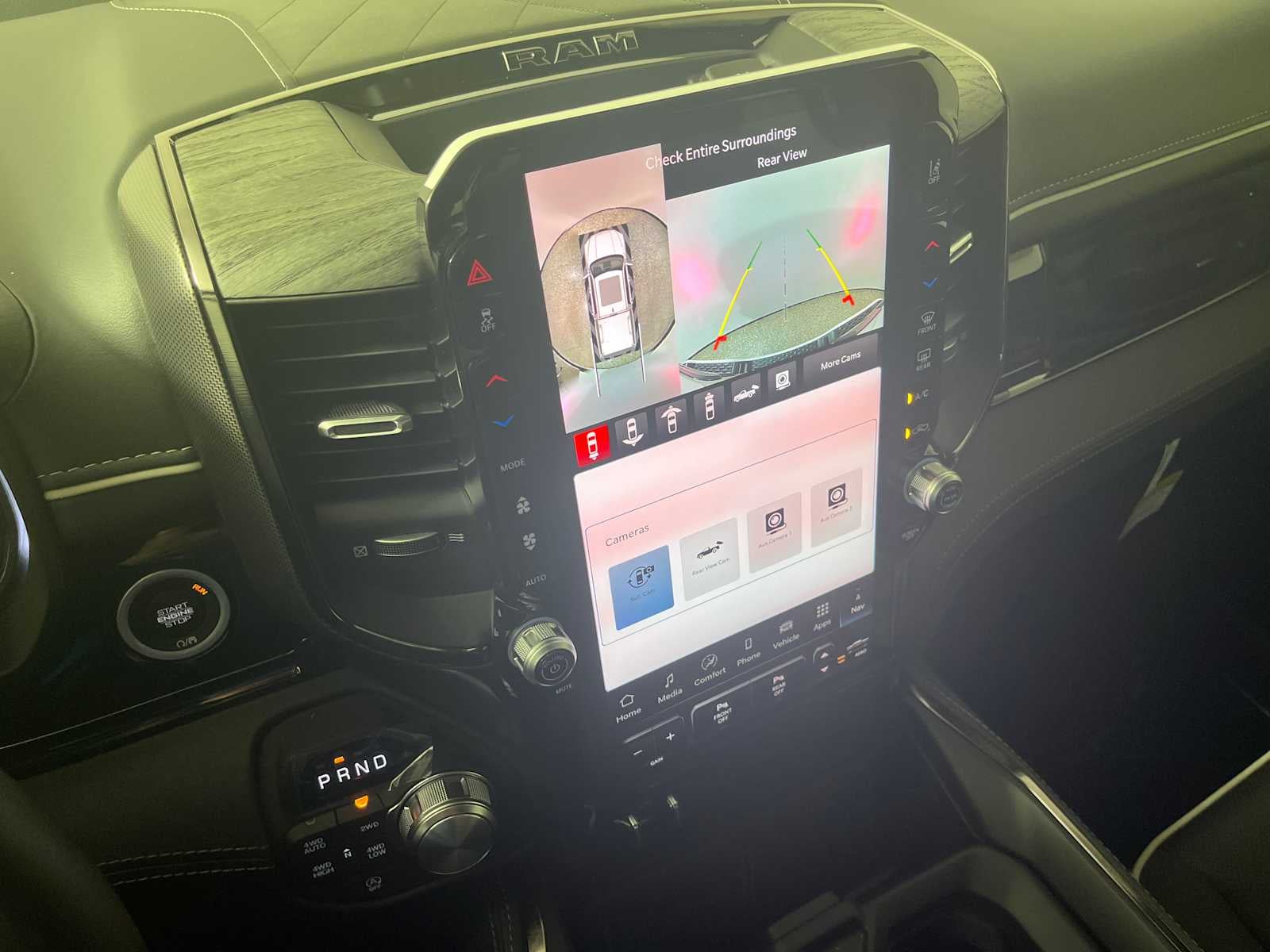 2025 RAM Ram 1500 RAM 1500 LIMITED CREW CAB 4X4 5'7' BOX