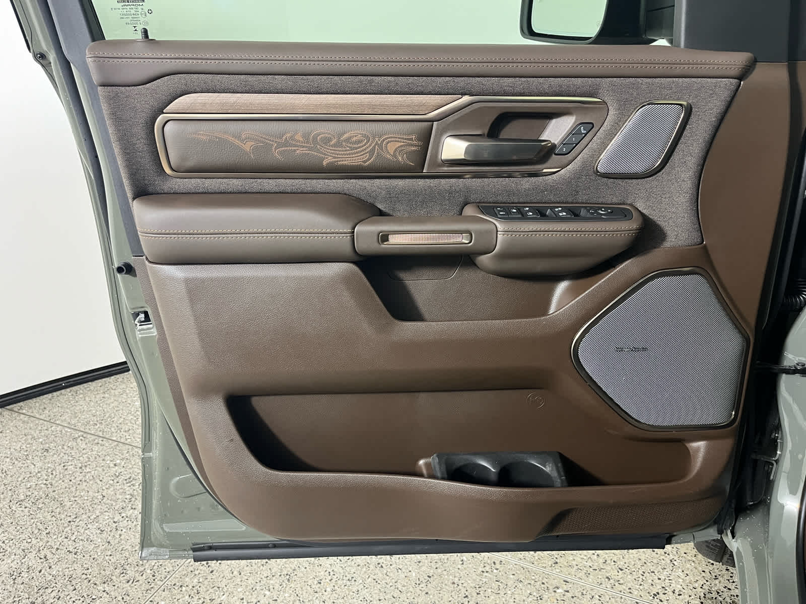 2026 RAM Ram 1500 RAM 1500 LIMITED LONGHORN CREW CAB 4X4 5'7' BOX