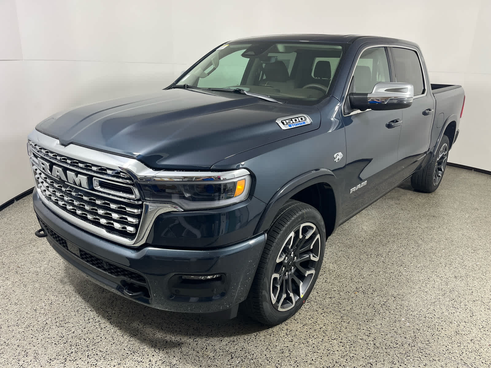 2026 RAM Ram 1500 RAM 1500 LIMITED LONGHORN CREW CAB 4X4 5'7' BOX