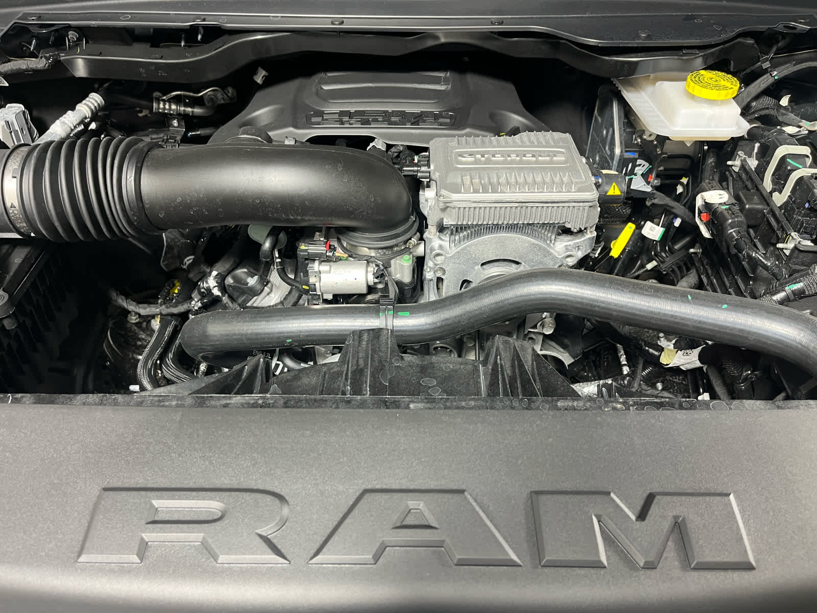 2026 RAM Ram 1500 RAM 1500 LIMITED LONGHORN CREW CAB 4X4 5'7' BOX