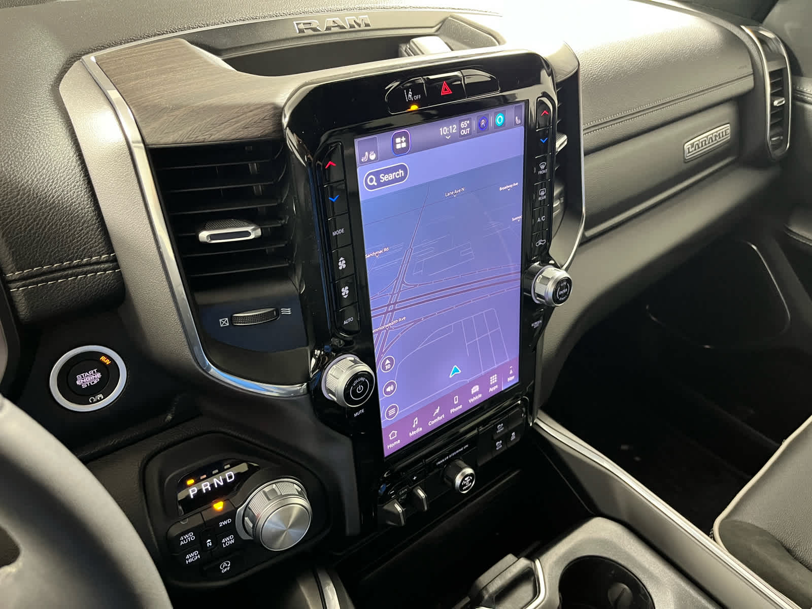 2025 RAM 1500 Laramie Crew Cab 4x4 5'7' Box