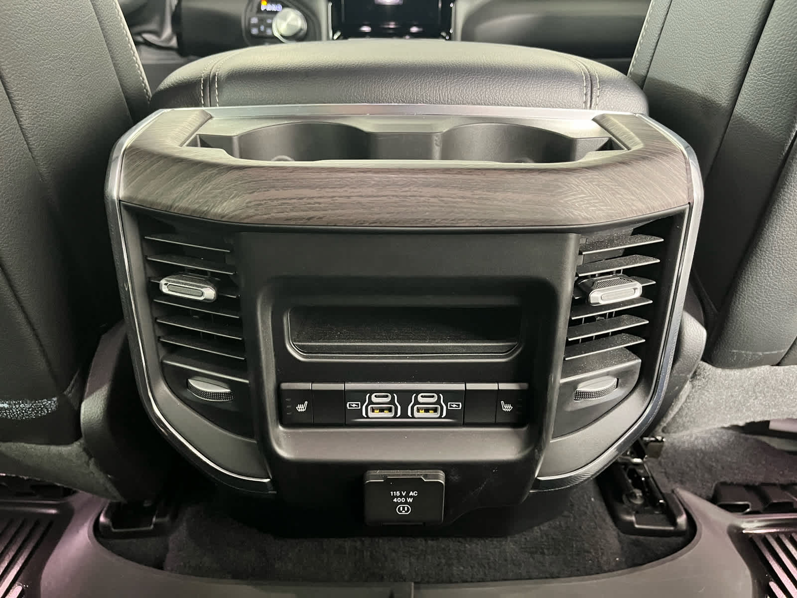 2025 RAM 1500 Laramie Crew Cab 4x4 5'7' Box