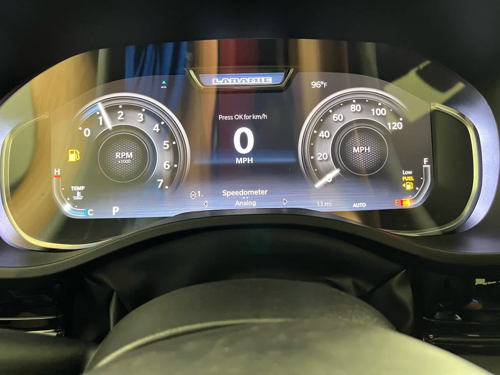 2026 RAM Ram 1500 RAM 1500 LARAMIE CREW CAB 4X4 5'7' BOX