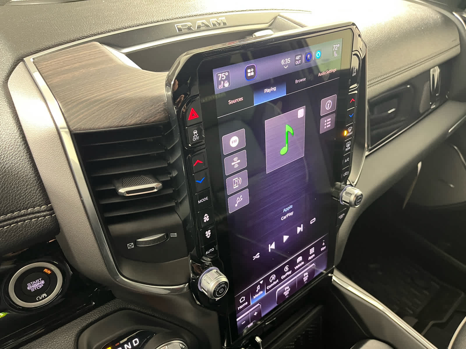 2026 RAM Ram 1500 RAM 1500 LARAMIE CREW CAB 4X4 5'7' BOX