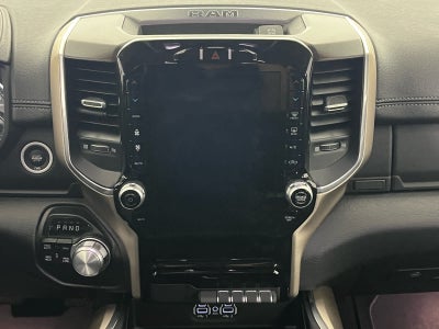 2022 RAM 1500 Laramie Crew Cab 4x4 5'7' Box