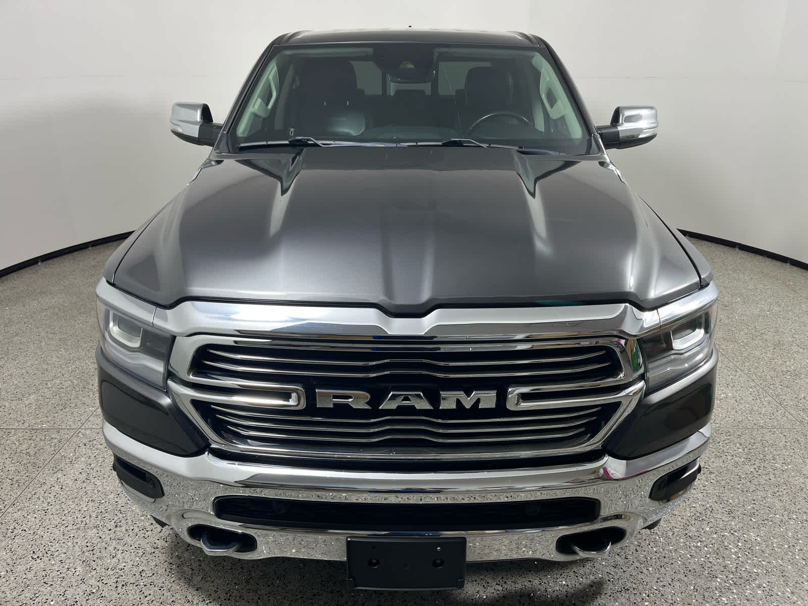 2022 RAM 1500 Laramie Crew Cab 4x4 5'7' Box