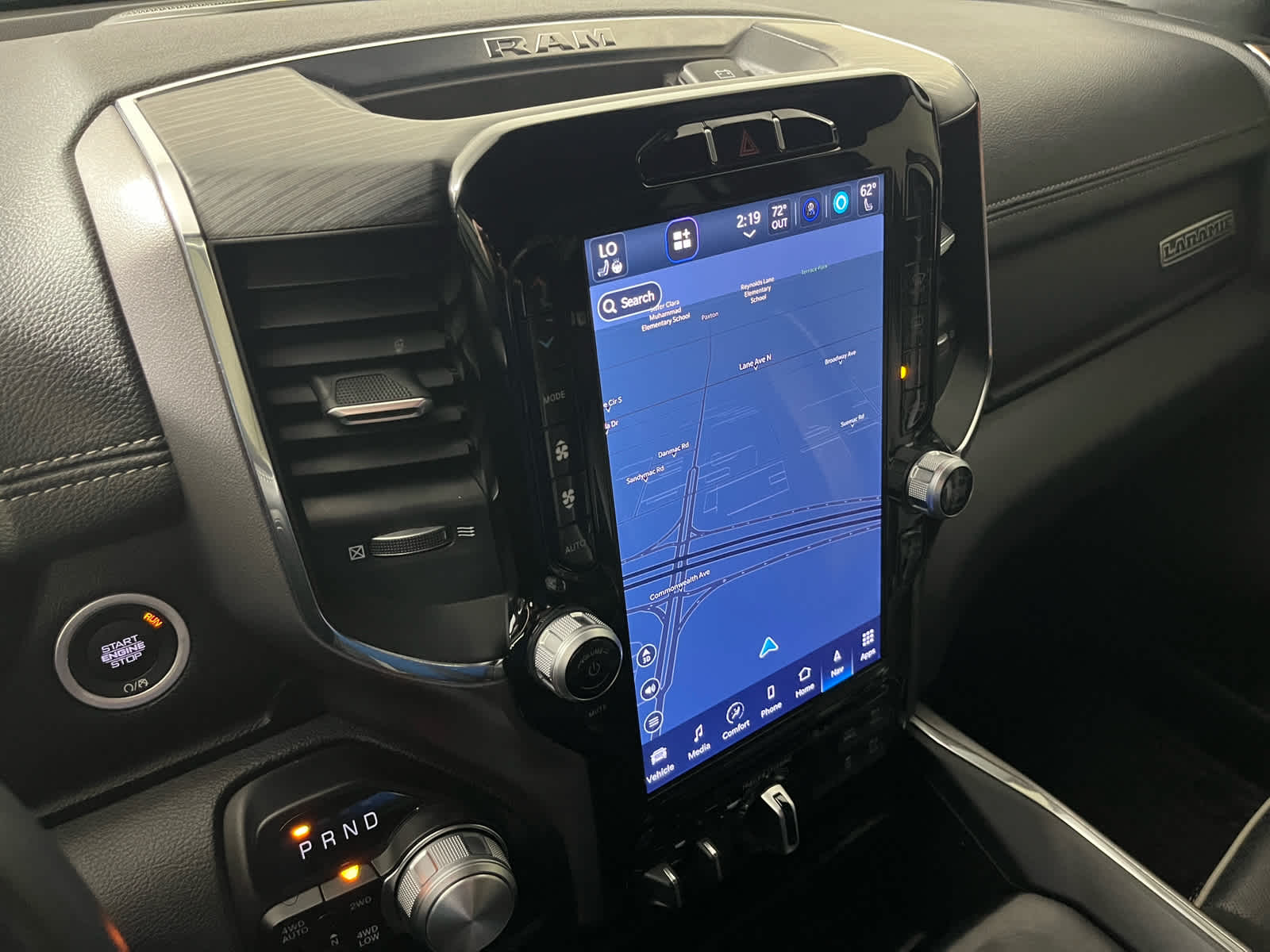 2024 RAM 1500 Laramie Crew Cab 4x4 5'7' Box