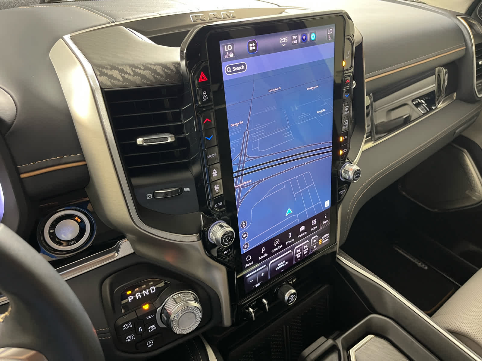 2025 RAM 1500 Tungsten Crew Cab 4x4 5'7' Box