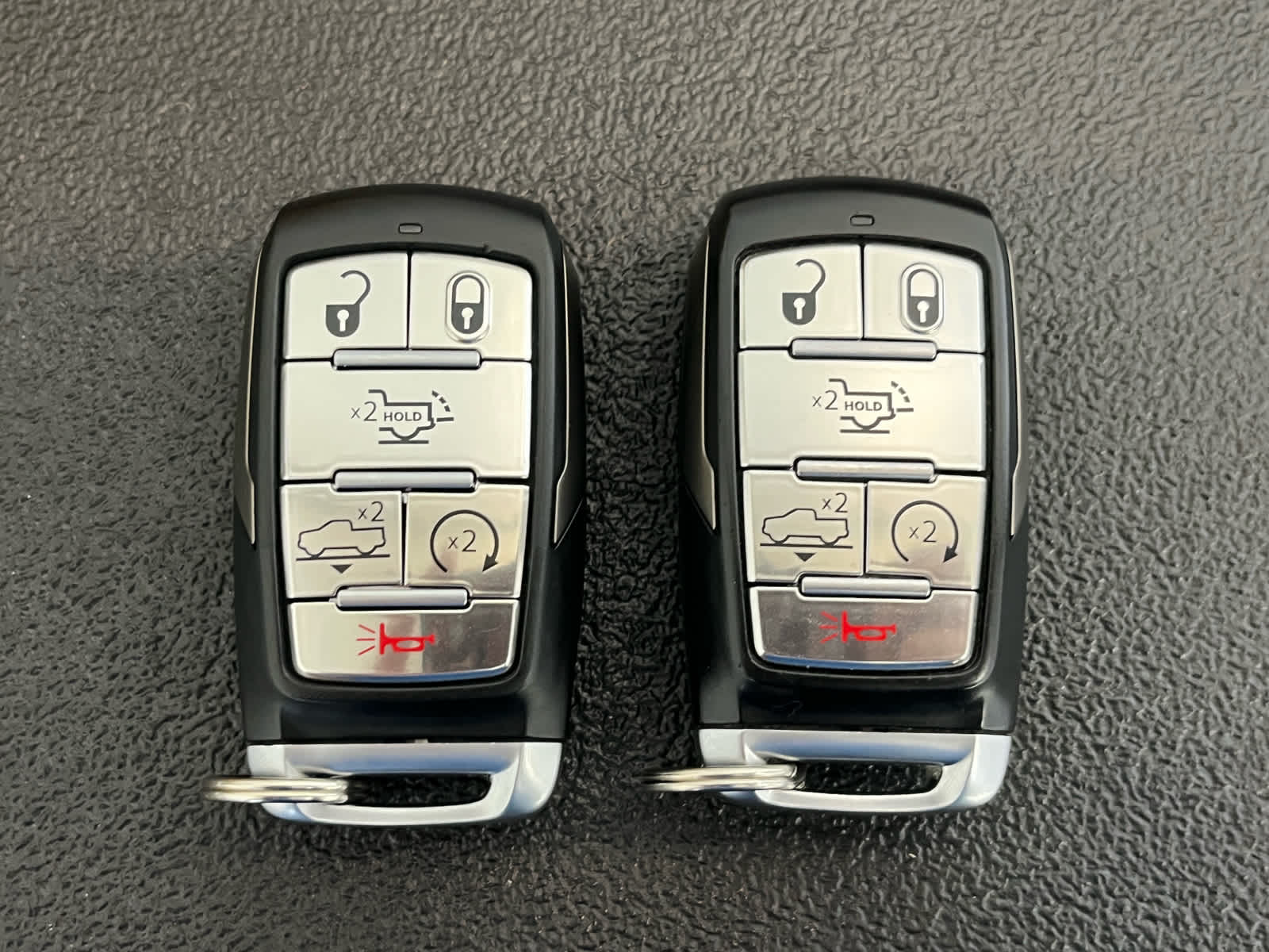 2025 RAM 1500 Tungsten Crew Cab 4x4 5'7' Box