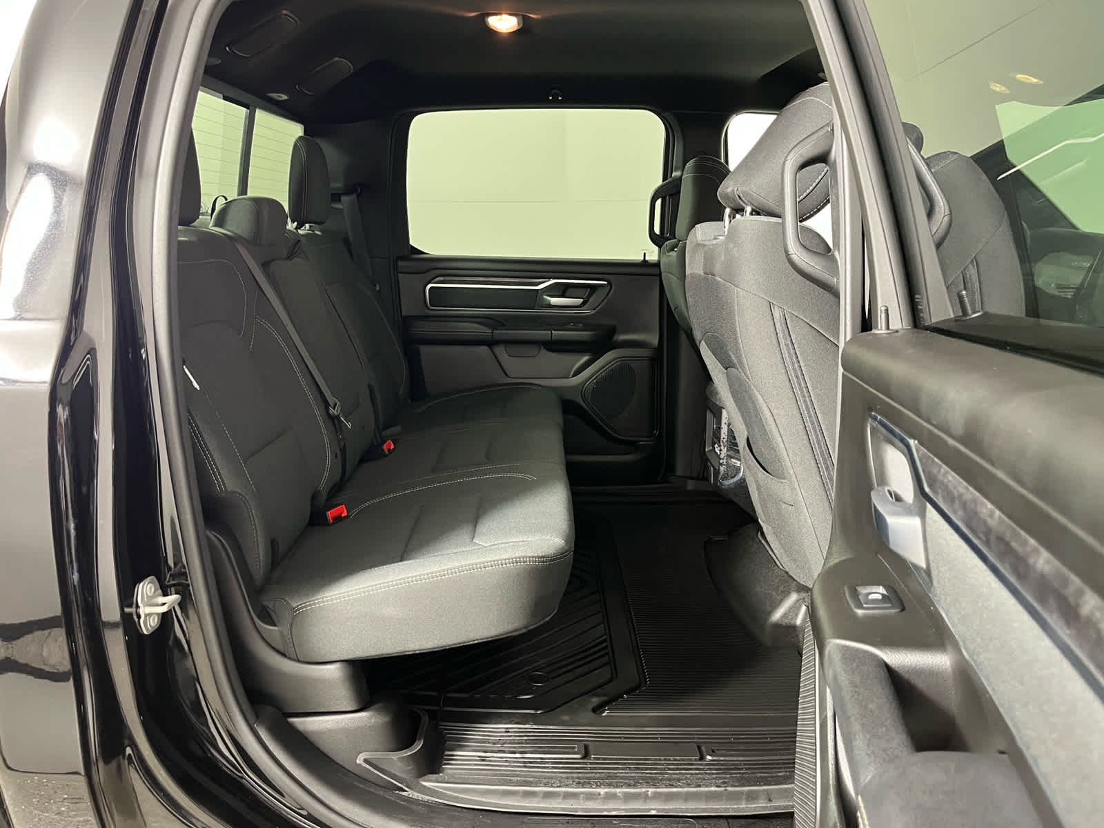 2024 RAM 1500 Big Horn Crew Cab 4x4 6'4' Box