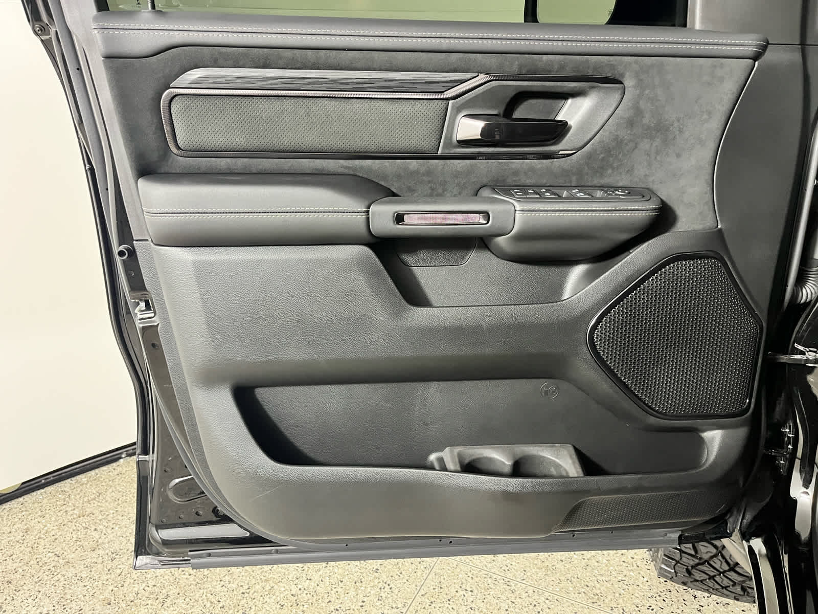 2026 RAM 1500 RHO Crew Cab 4x4 5'7' Box