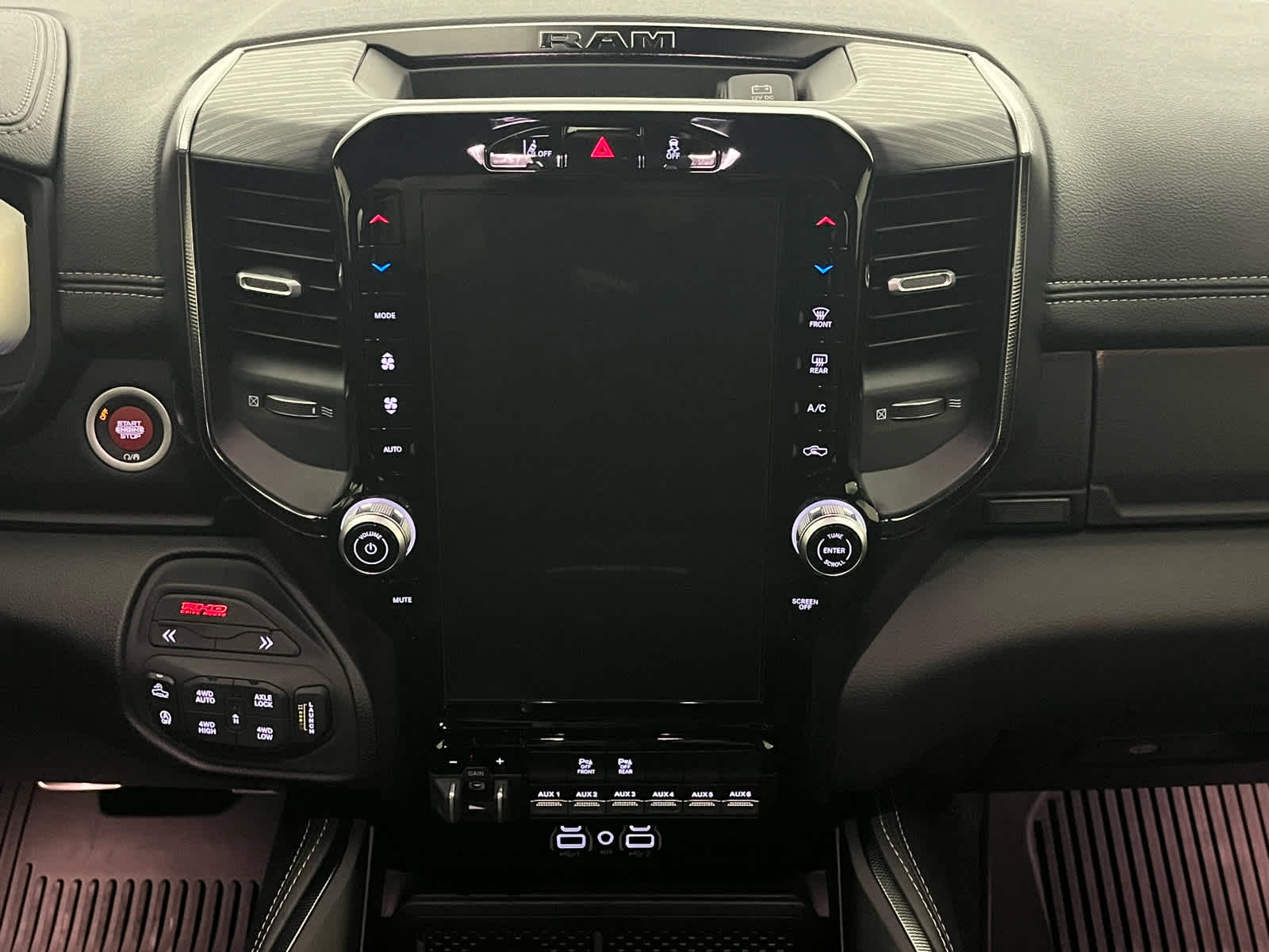 2026 RAM 1500 RHO Crew Cab 4x4 5'7' Box