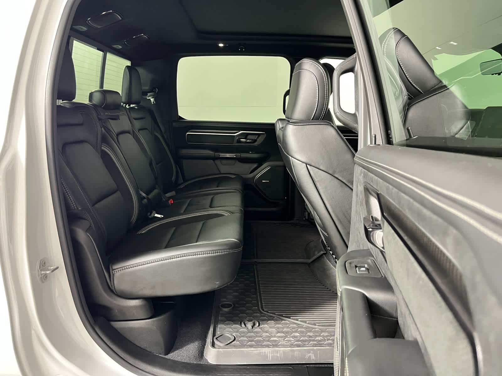 2025 RAM 1500 RHO